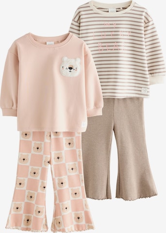 Next Setti värissä ruskea: etupuoli