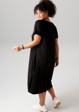 Aniston Kleid in Schwarz