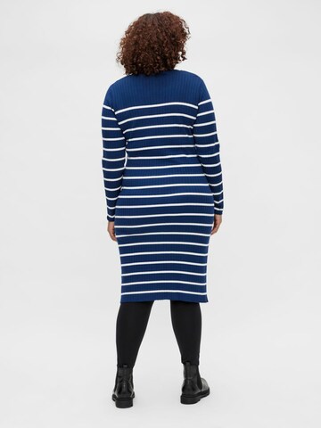 Mamalicious Curve Knitted dress in Blue