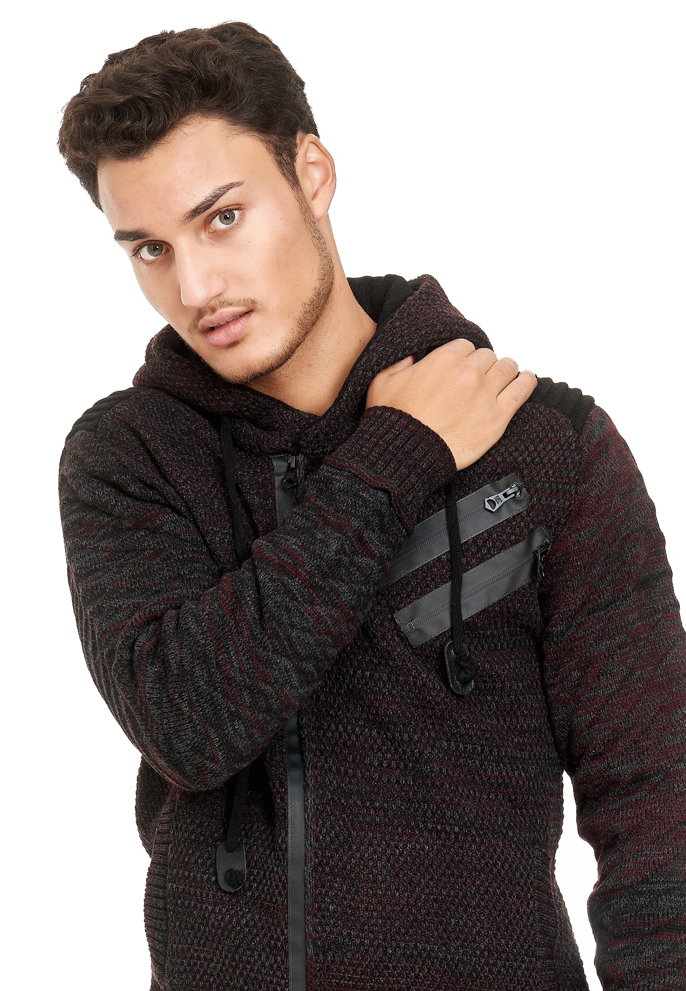 Rusty Neal Strickjacke in Schwarz