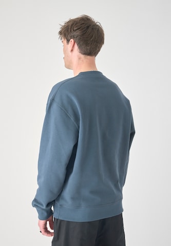 Cleptomanicx Sweatshirt 'Ligull Boxy' in Green