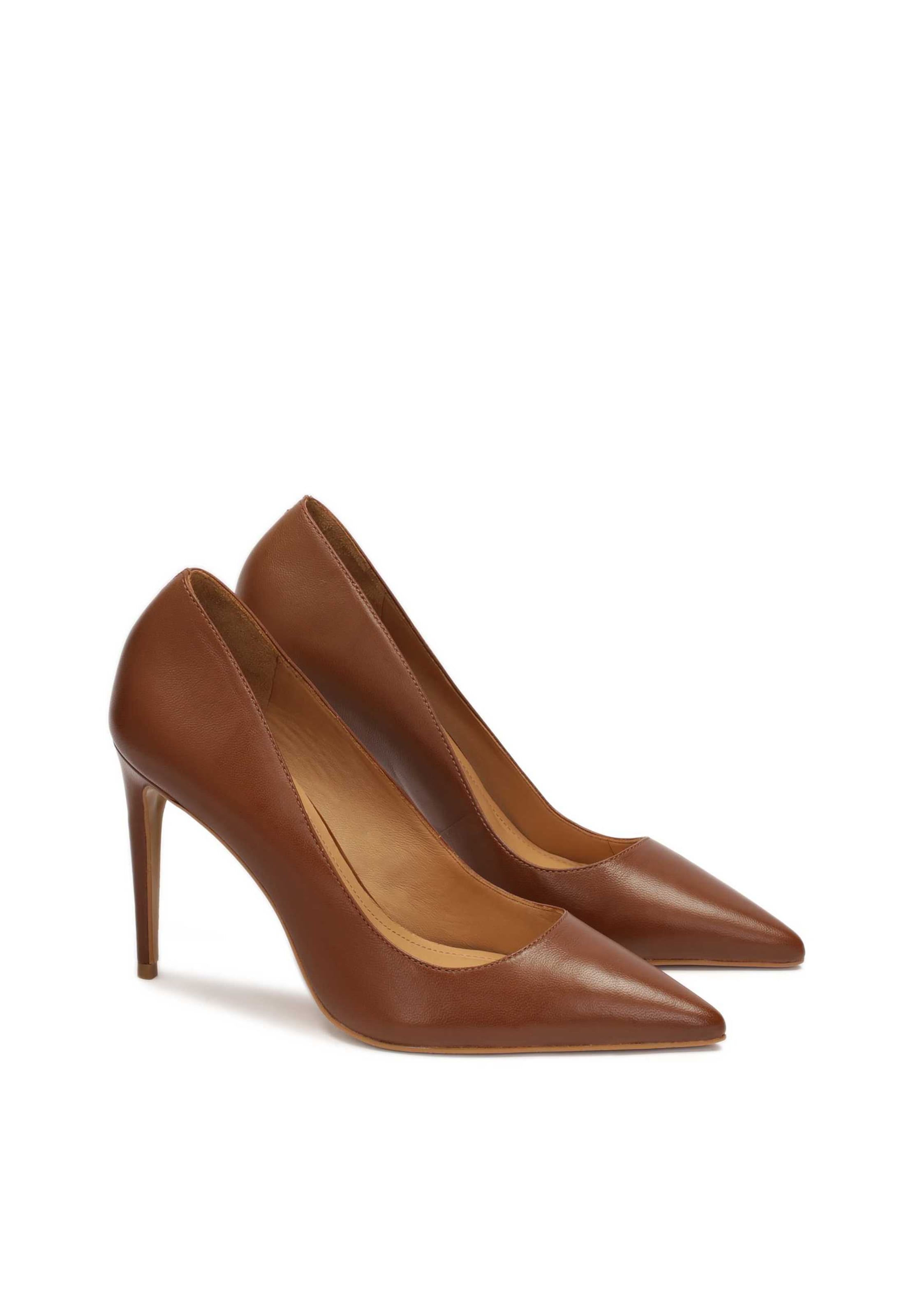 Kazar Γόβες σε καφέ