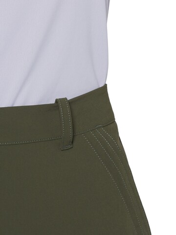 MAMMUT Regular Outdoor Pants in Green
