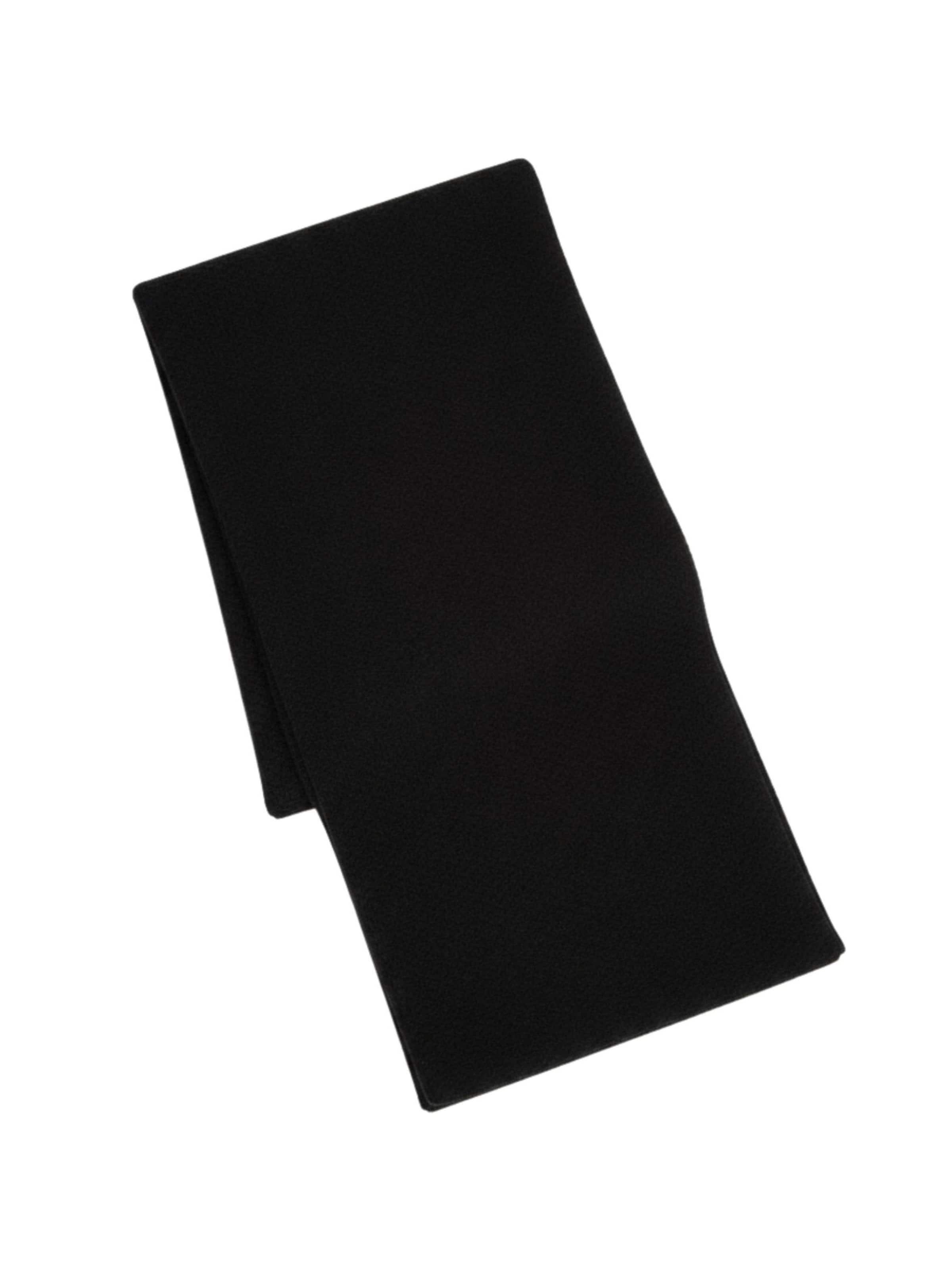 Maxte Scarf in Black: front