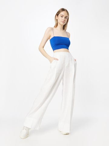 UNITED COLORS OF BENETTON Wide leg Παντελόνι με τσάκιση σε λευκό