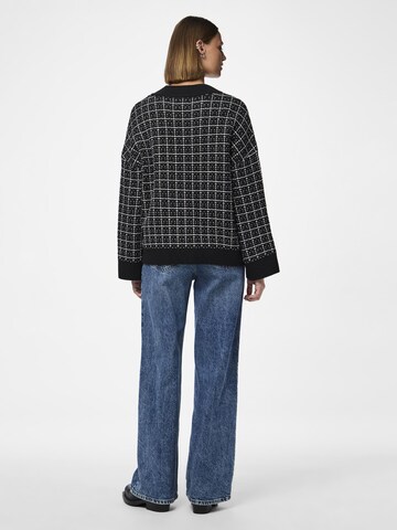 PIECES Cardigan 'Nilja' i sort