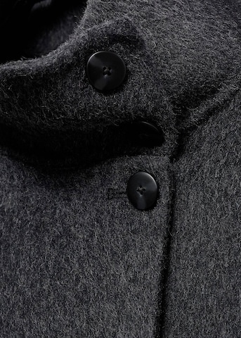 MANGO Jacke in Grau