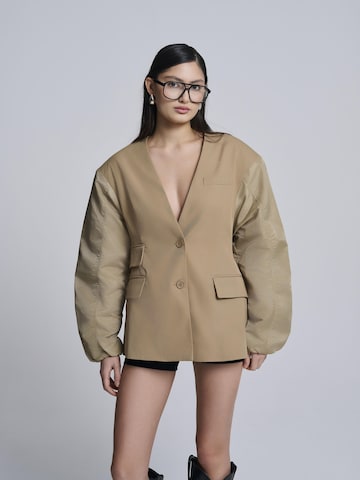 AEMMI Blazers in Beige