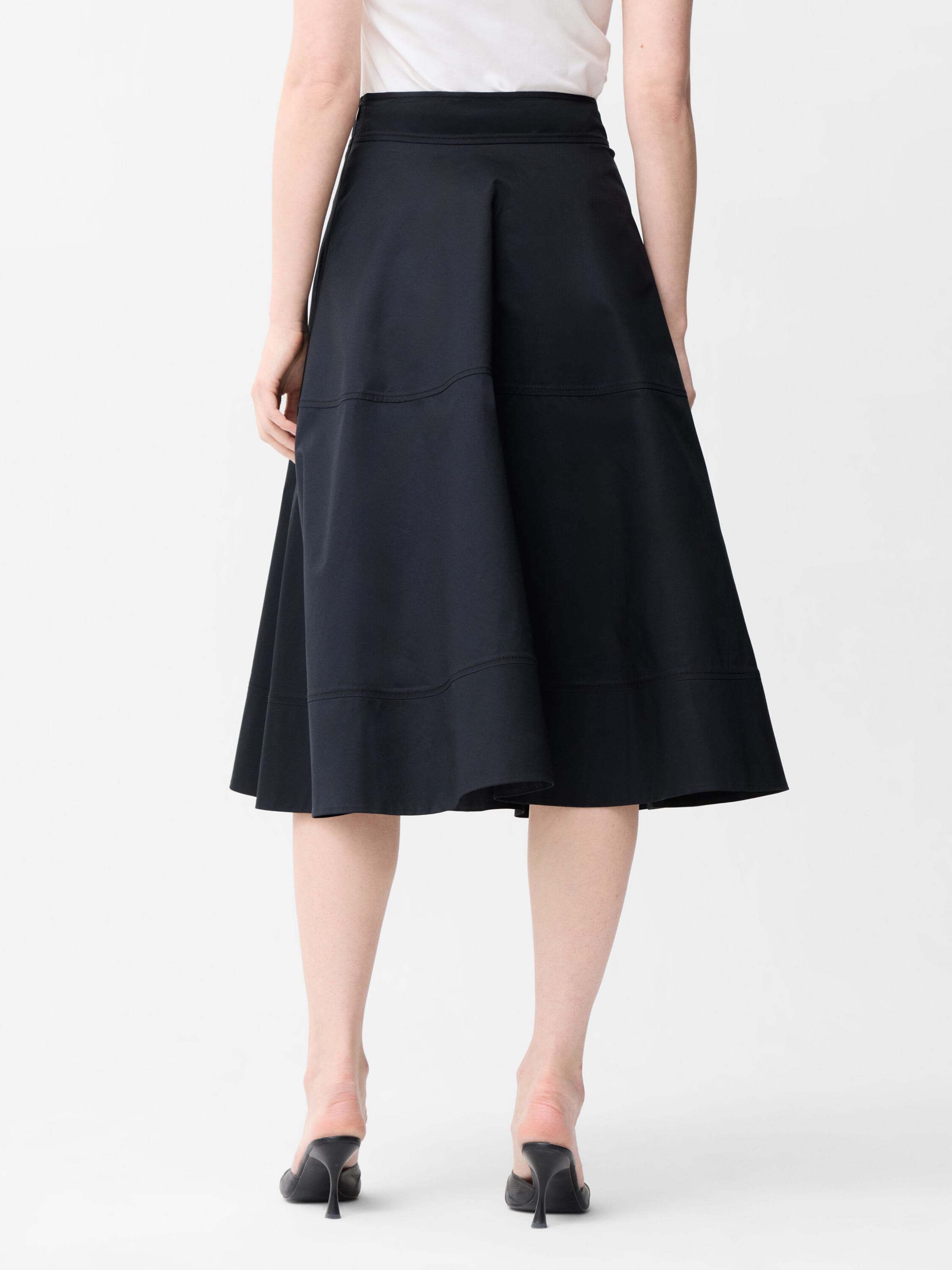 adl Skirt in Black