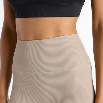 new balance Skinny Leggings in Beige