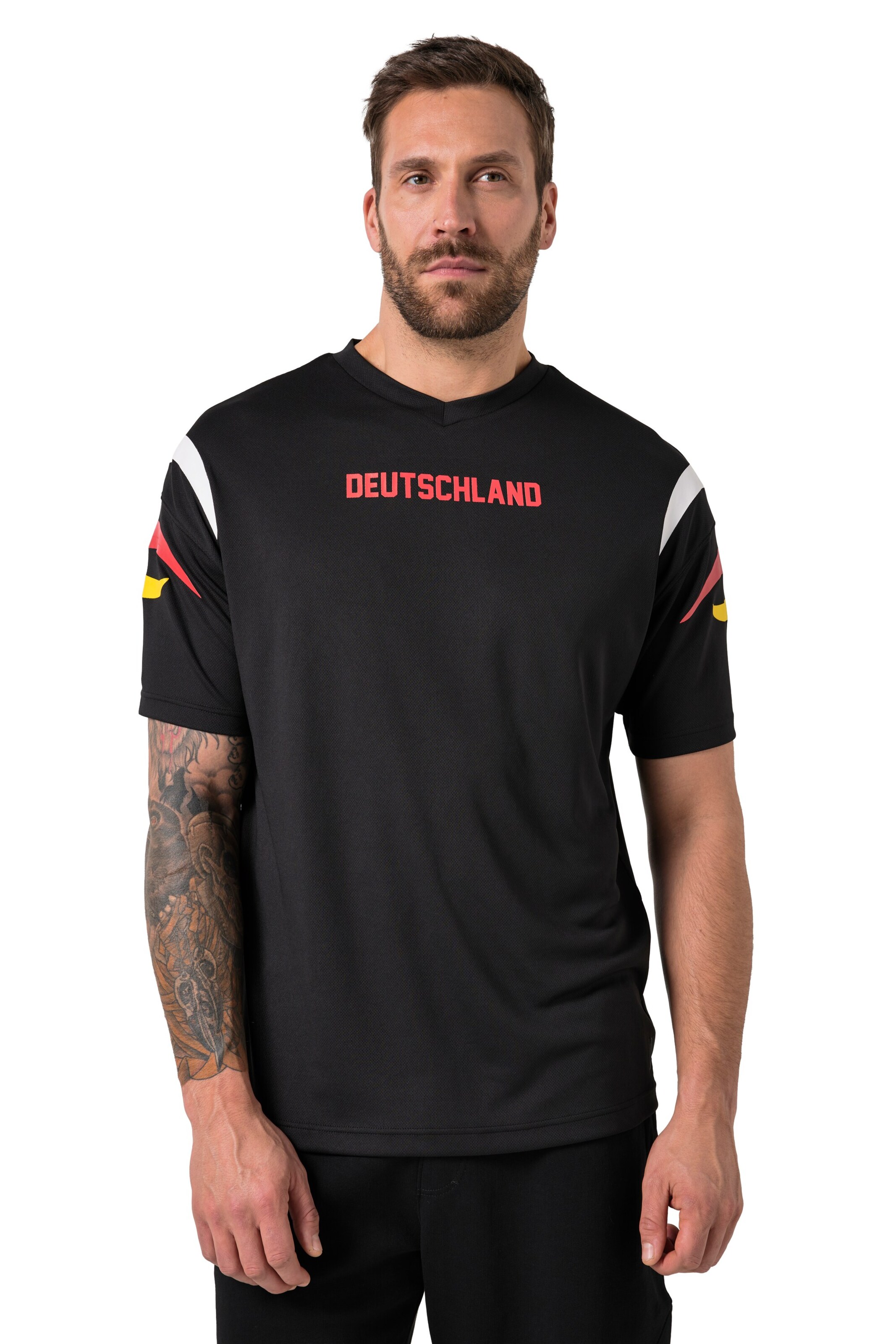 JAY-PI Shirt in Black: front