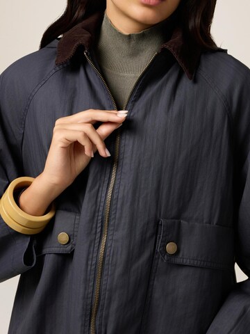 oltre Wintermantel in Blauw