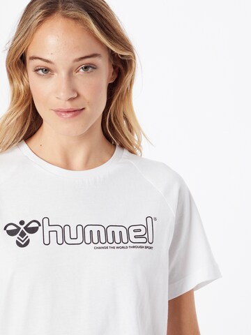 T-shirt fonctionnel 'Zenia' Hummel en blanc