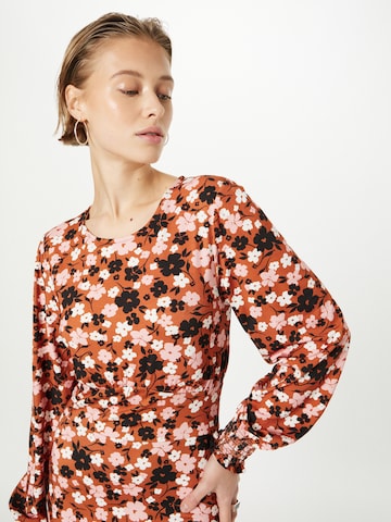 Dorothy Perkins Mekko värissä punainen