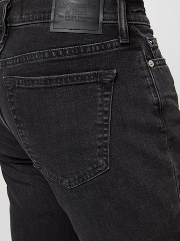 Abercrombie & Fitch Regular Jeans i svart