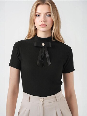 Bigdart Shirt in Black: front