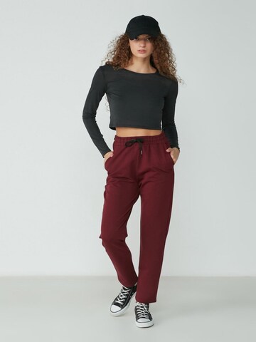 C&City Tapered Hose in Rot