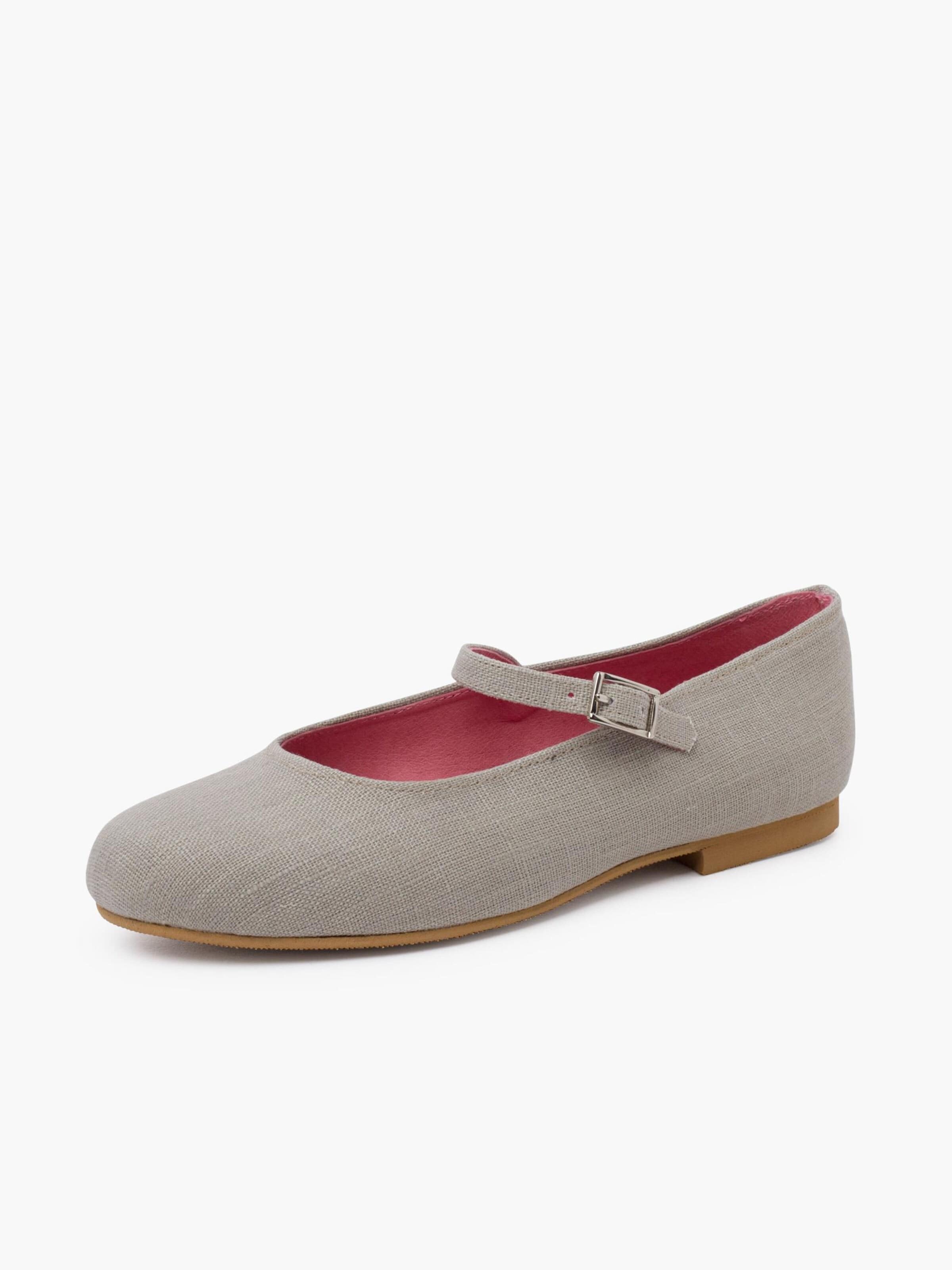 Ballerina di Pisamonas in grigio: frontale