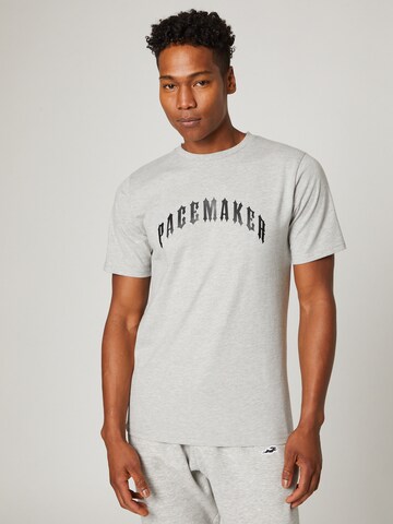 Pacemaker Shirt 'PASICS BIG LOGO T' in Grau: Vorderseite