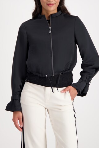 monariPrijelazna jakna - crna boja: prednji dio