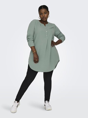 ONLY Carmakoma Blouse in Groen