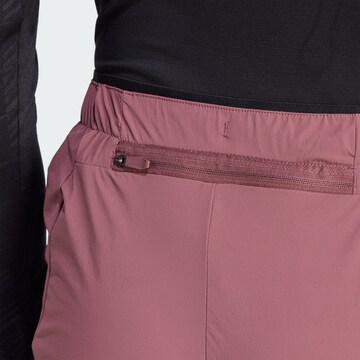 Effilé Pantalon de sport 'Xperior' ADIDAS TERREX en rouge