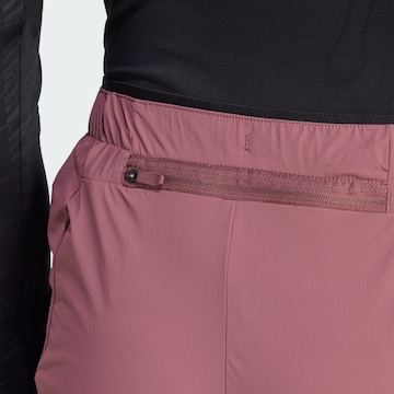 Effilé Pantalon de sport 'Xperior' ADIDAS TERREX en rouge