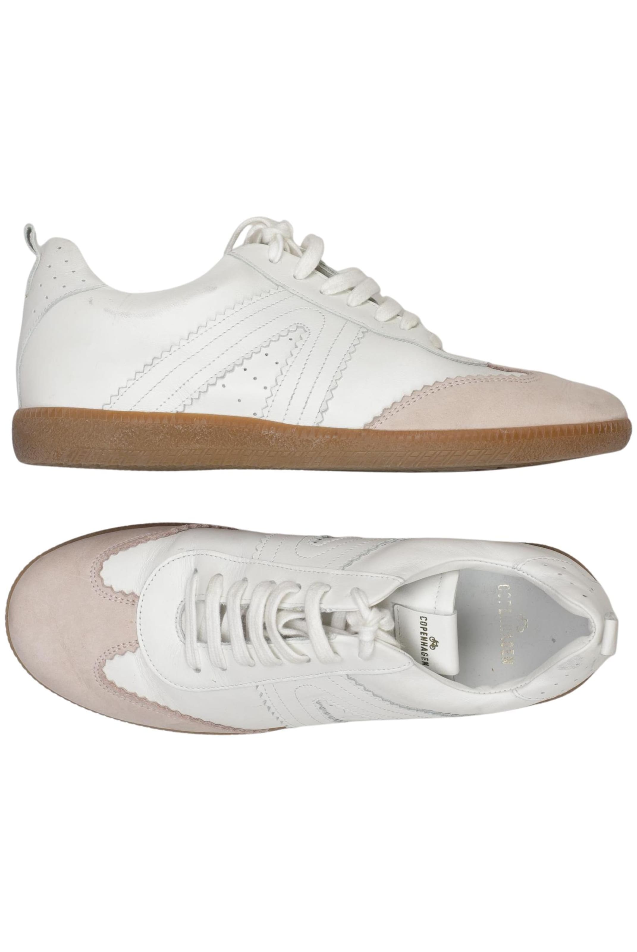 Copenhagen Studios Sneakers & Trainers in 39 in White: front