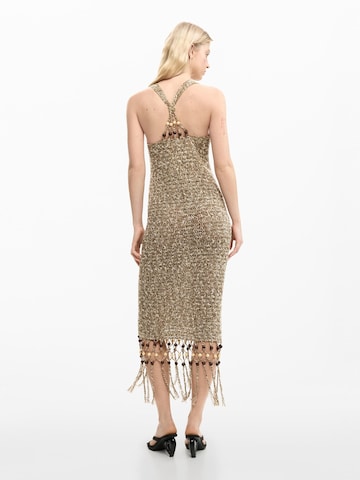 Desigual Neulemekko värissä ruskea