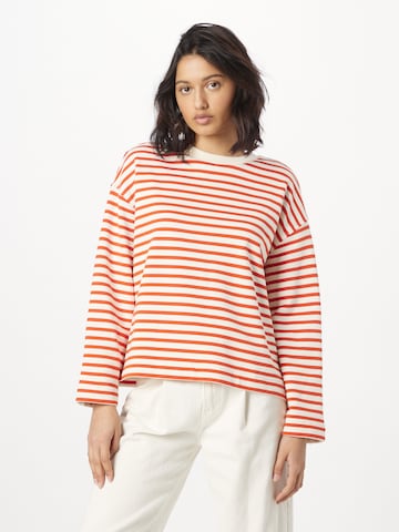 ARMEDANGELSSweater majica 'FRANKA MARLEN' - crvena boja: prednji dio