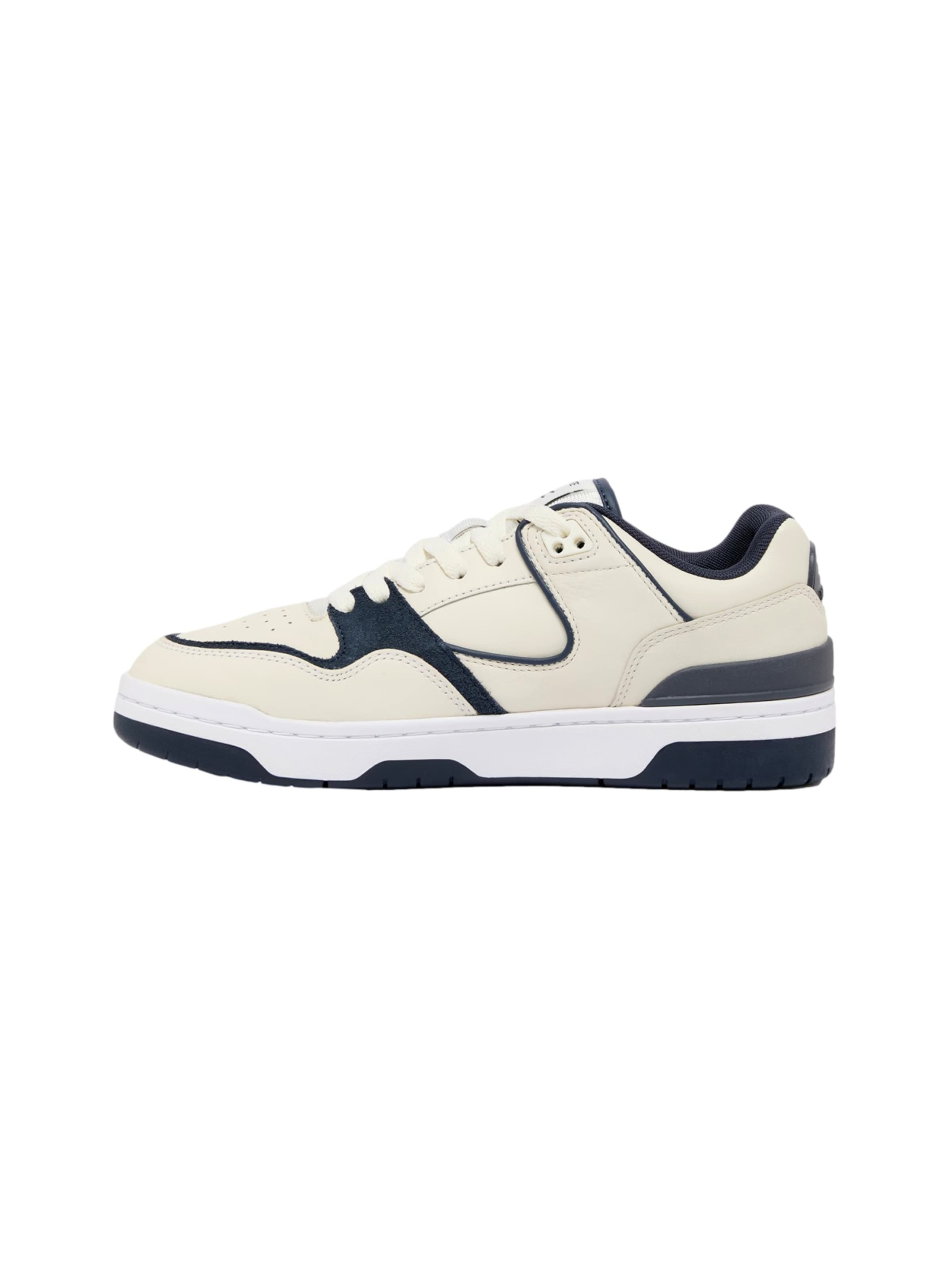 LACOSTE Sneakers laag 'Courtcage Set' in Beige: voorkant