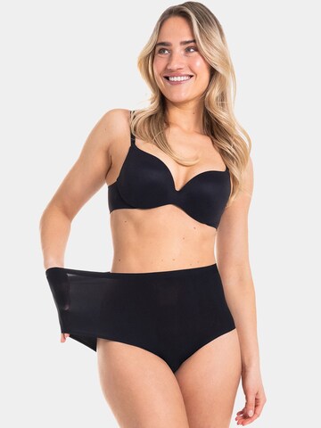 Chiloți 'ForEveryone' de la MAGIC Bodyfashion pe negru: față