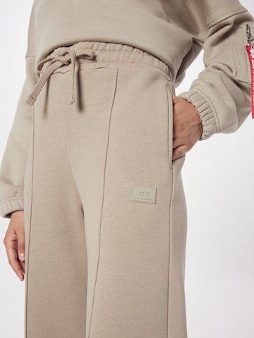 ALPHA INDUSTRIES Wide leg Παντελόνι σε μπεζ