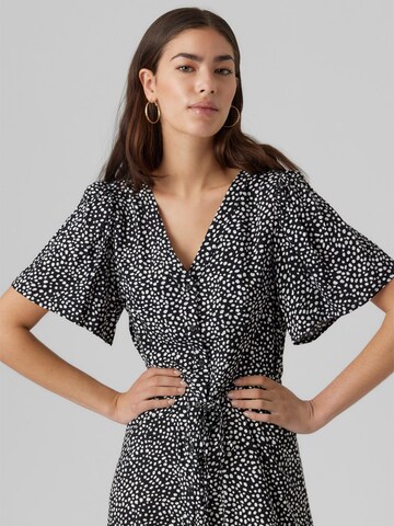 Robe-chemise 'ALBA' VERO MODA en noir