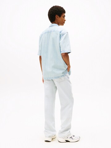 Tommy Jeans Regular fit Button Up Shirt in Blue