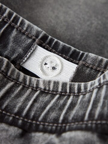Slimfit Jeans 'NMMRyan' di NAME IT in grigio