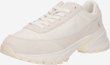 Calvin Klein JeansNiske tenisice 'HIKE RUNNER' - bijela boja: prednji dio