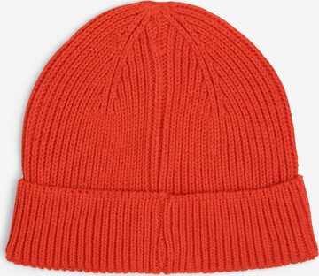 Finshley & Harding London Beanie in Red: front