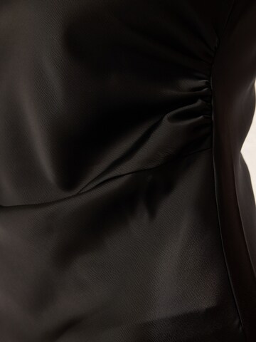 Robe de soirée Trendyol en noir