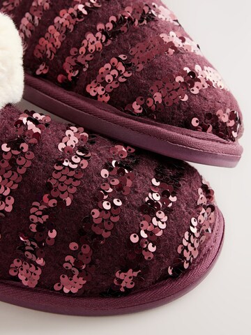 Pantoufle Next en rouge