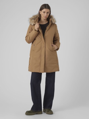 Manteau d’hiver 'Addison' VERO MODA en marron