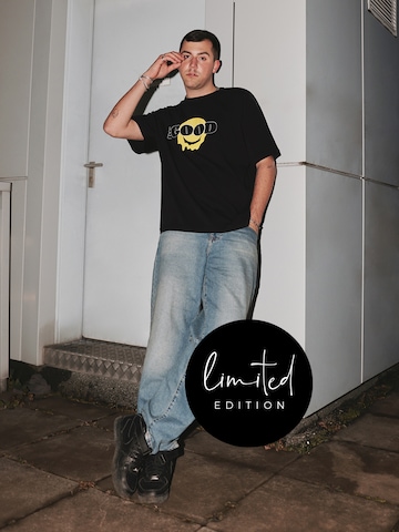 ABOUT YOU Limited Shirt 'Finn' in Zwart: voorkant