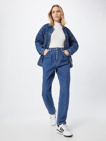 Effilé Jean à pince 'Stayton' Carhartt WIP en bleu