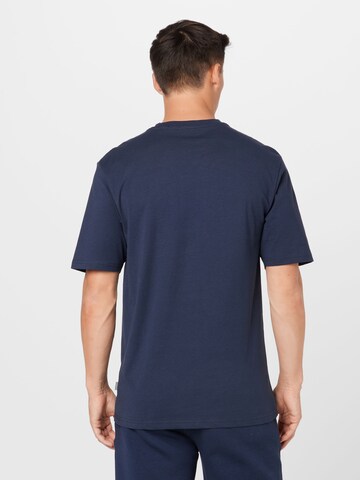 !Solid T-Shirt in Blau