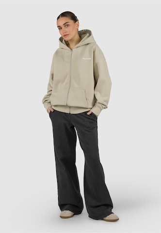 Giacca di felpa 'Clarita' di Pegador in beige
