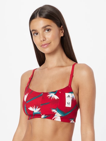 Bustier Soutien-gorge de sport 'Thebe Magugu Studio Light-Support' ADIDAS SPORTSWEAR en rouge : devant