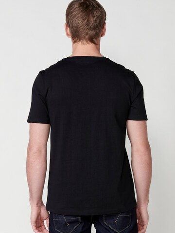 KOROSHI T-Shirt in Schwarz