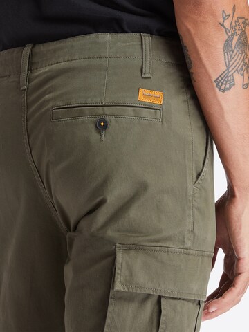 Regular Pantalon cargo TIMBERLAND en vert