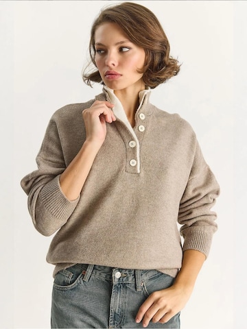 Bianco Lucci Trui in Grijs: voorkant