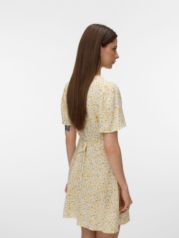 Abito camicia 'VMAlba' di VERO MODA in giallo